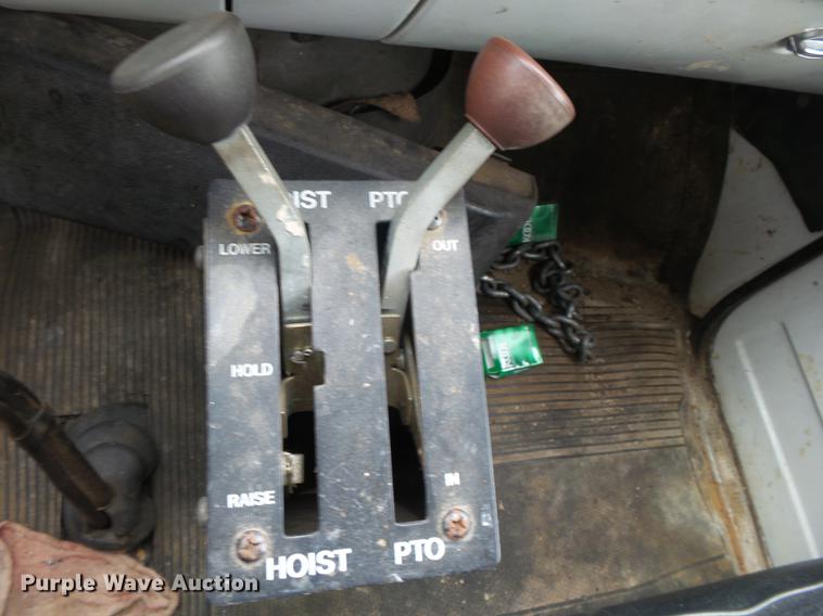 image for item DE3645 1986 GMC TopKick dump truck