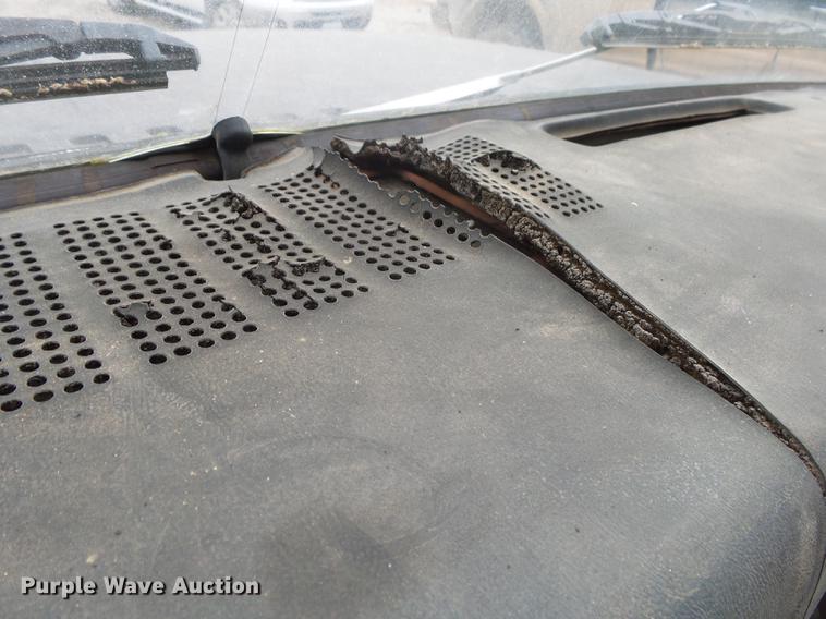 image for item DE3645 1986 GMC TopKick dump truck