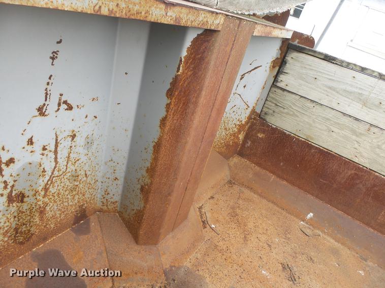 image for item DE3645 1986 GMC TopKick dump truck