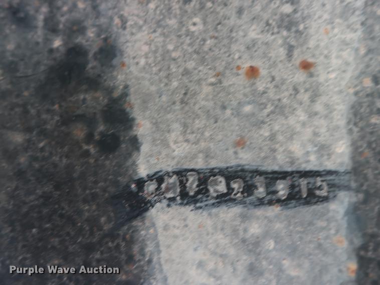 image for item DF3630 1979 Hobbs flatbed trailer