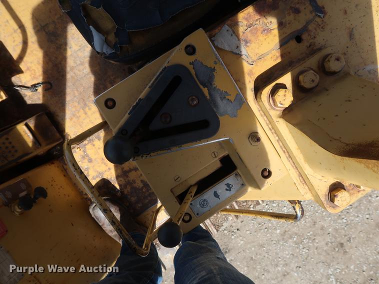 image for item DF3657 Caterpillar 963 track loader