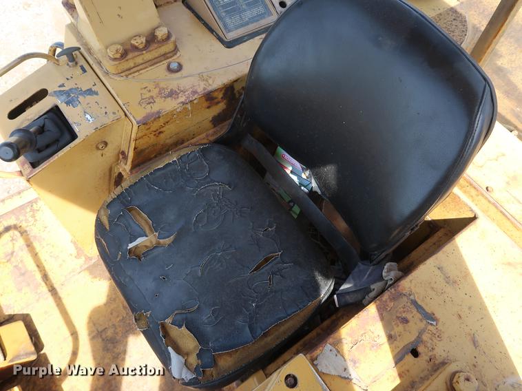 image for item DF3657 Caterpillar 963 track loader