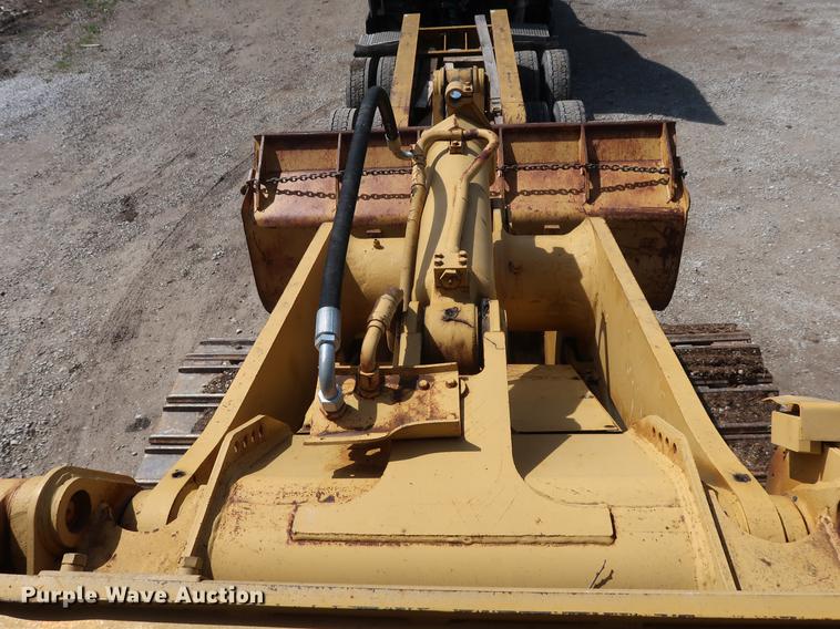 image for item DF3657 Caterpillar 963 track loader