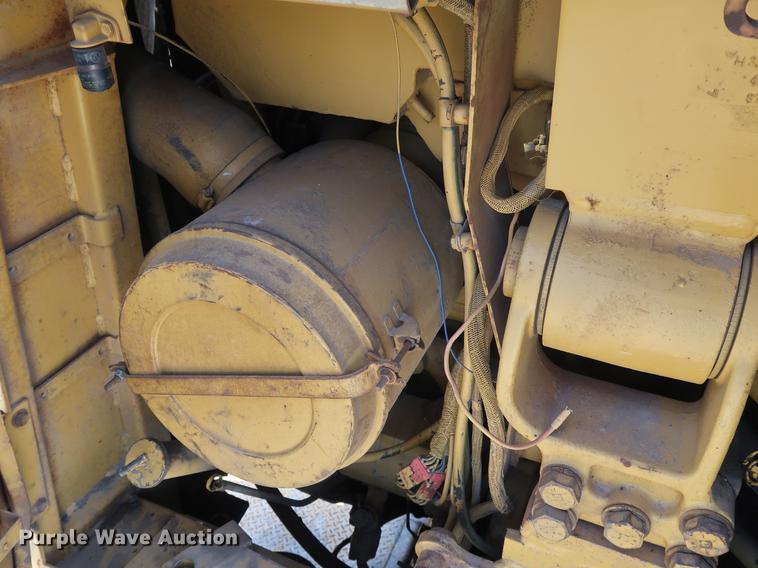 image for item DF3657 Caterpillar 963 track loader