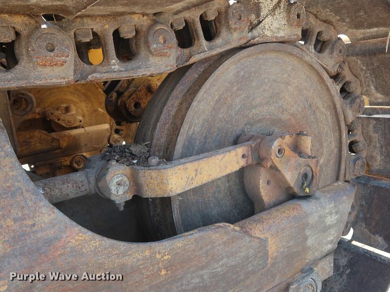 image for item DF3657 Caterpillar 963 track loader