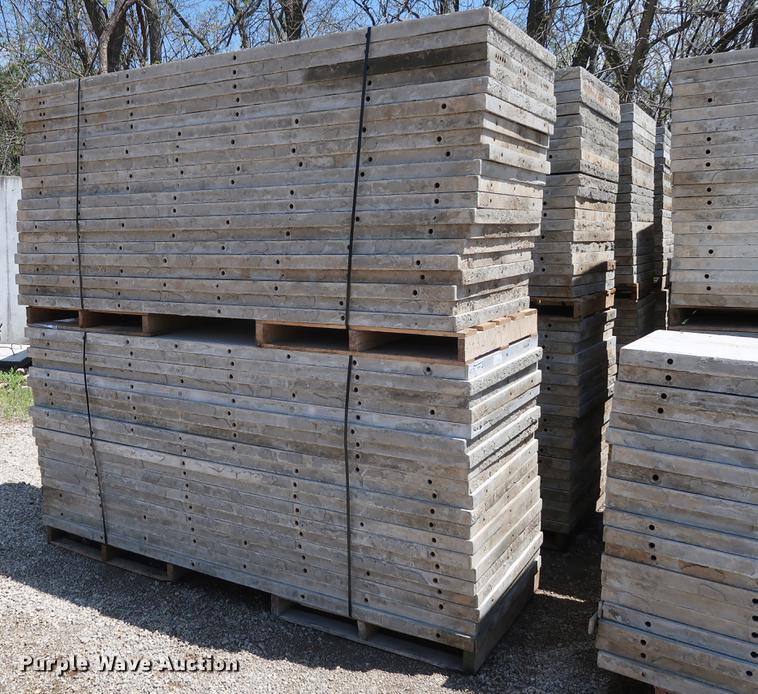 image for item DF3698 Aluminum concrete forms