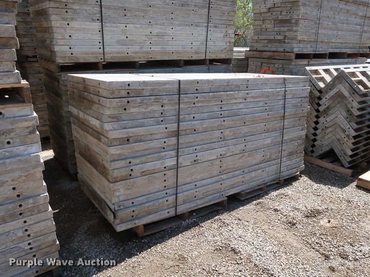image for item DF3698 Aluminum concrete forms
