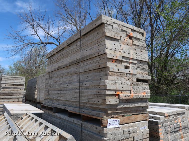 image for item DF3698 Aluminum concrete forms