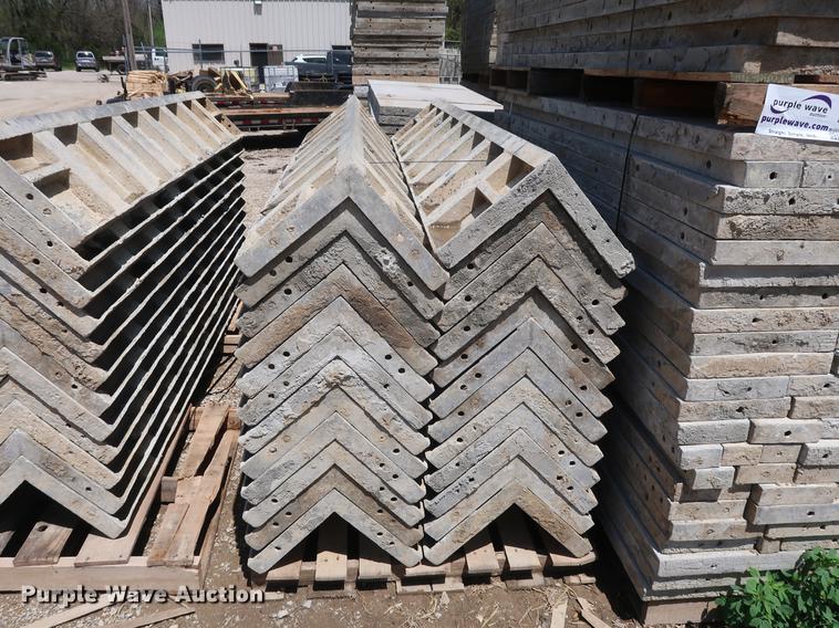 image for item DF3698 Aluminum concrete forms