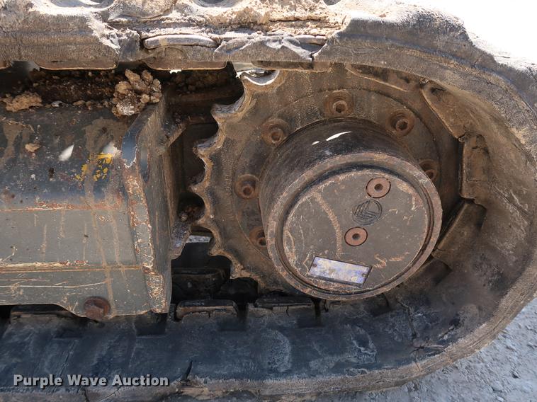 image for item DF3701 2007 Gehl 353 mini excavator