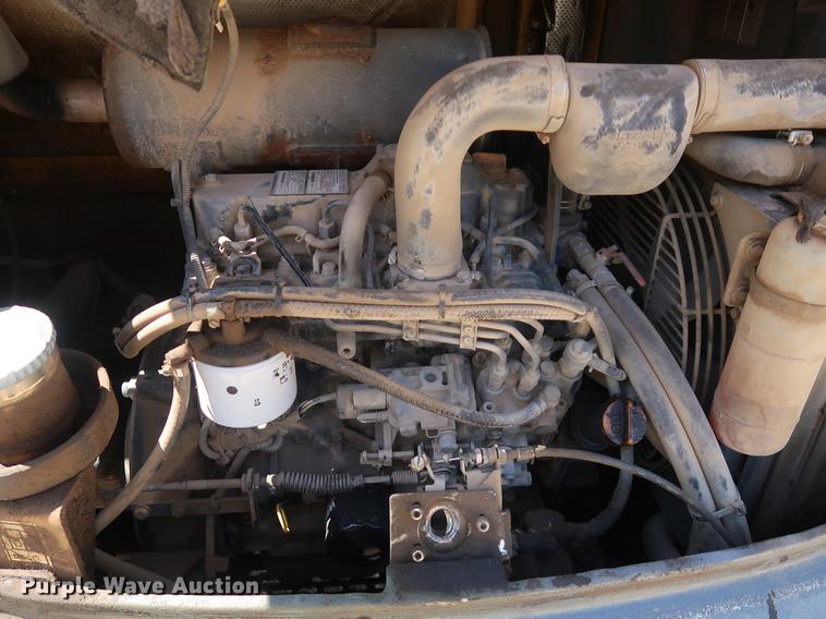 image for item DF3701 2007 Gehl 353 mini excavator