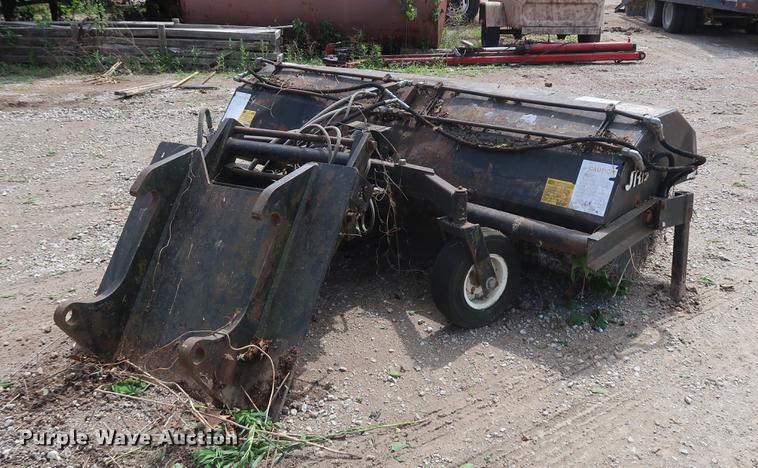 image for item DF3709 JRB broom