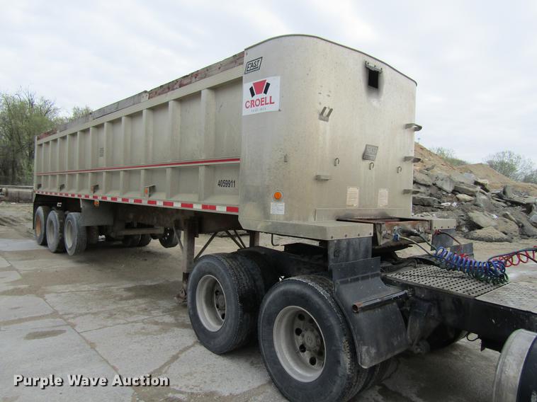 image for item DF3782 1998 East Randolph Eastern end dump trailer