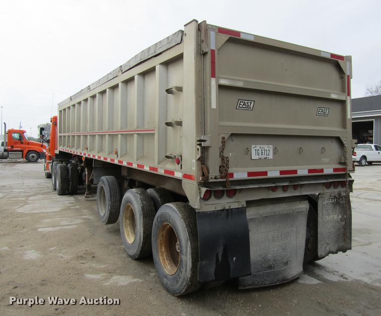 image for item DF3782 1998 East Randolph Eastern end dump trailer