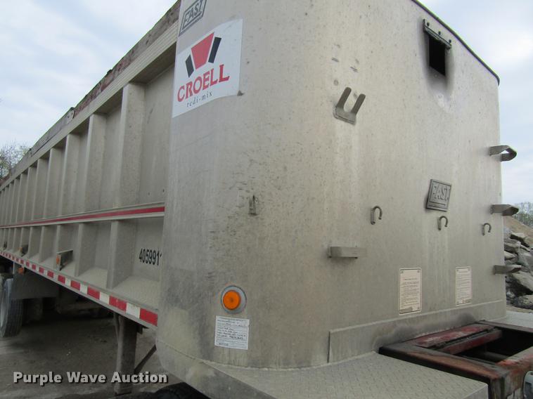 image for item DF3782 1998 East Randolph Eastern end dump trailer