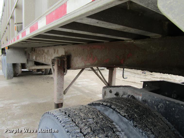 image for item DF3782 1998 East Randolph Eastern end dump trailer