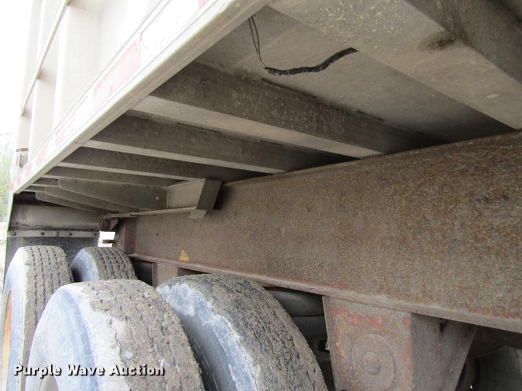 image for item DF3782 1998 East Randolph Eastern end dump trailer