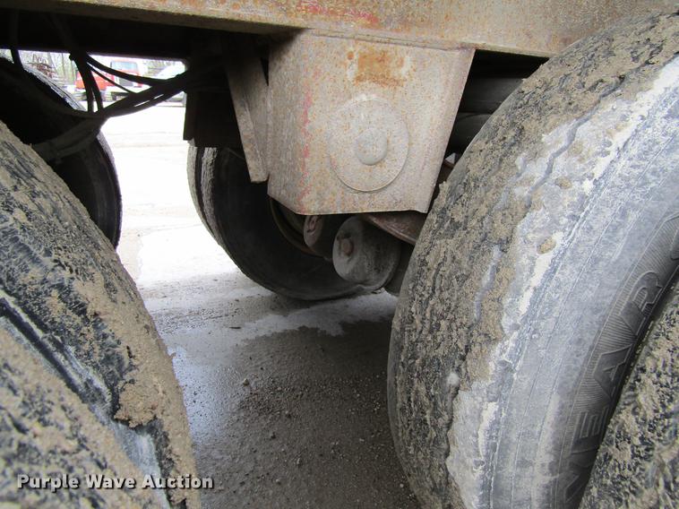 image for item DF3782 1998 East Randolph Eastern end dump trailer