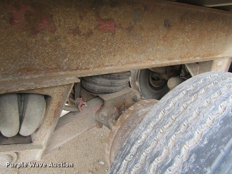 image for item DF3782 1998 East Randolph Eastern end dump trailer