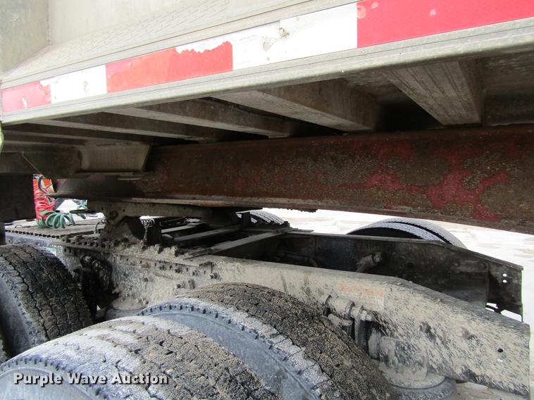 image for item DF3782 1998 East Randolph Eastern end dump trailer