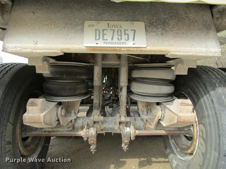 image for item DF3783 1999 East Randolph Eastern end dump trailer