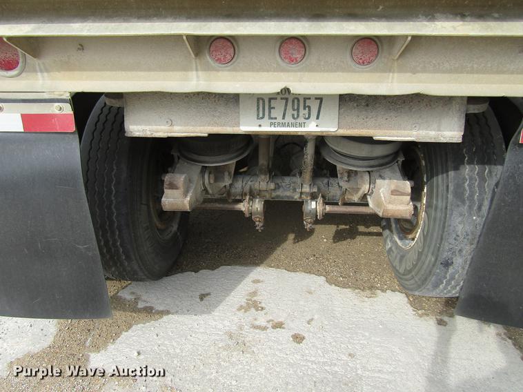 image for item DF3783 1999 East Randolph Eastern end dump trailer