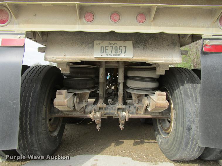 image for item DF3783 1999 East Randolph Eastern end dump trailer