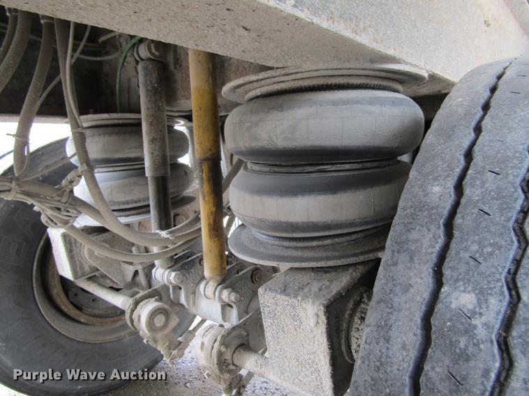 image for item DF3783 1999 East Randolph Eastern end dump trailer