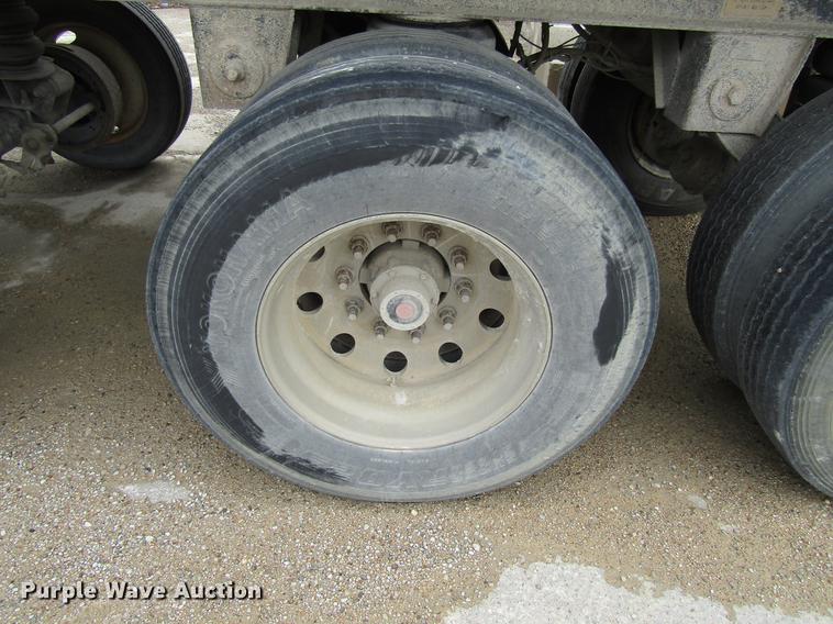 image for item DF3783 1999 East Randolph Eastern end dump trailer