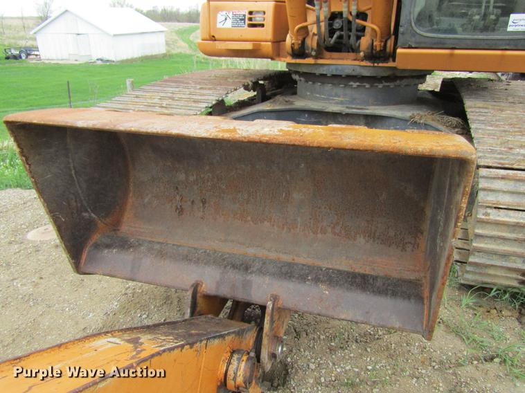 image for item DF3784 2001 Case CX240 long reach excavator