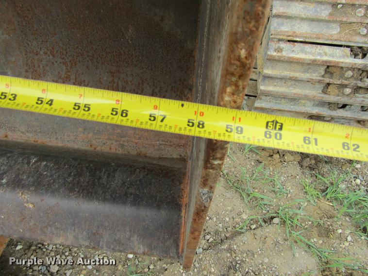 image for item DF3784 2001 Case CX240 long reach excavator