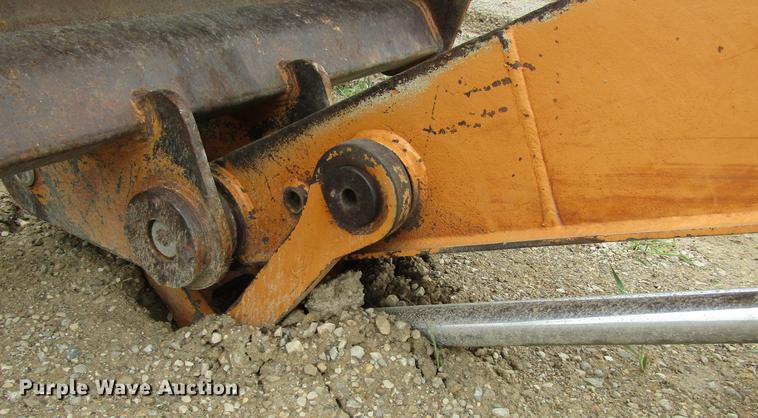 image for item DF3784 2001 Case CX240 long reach excavator