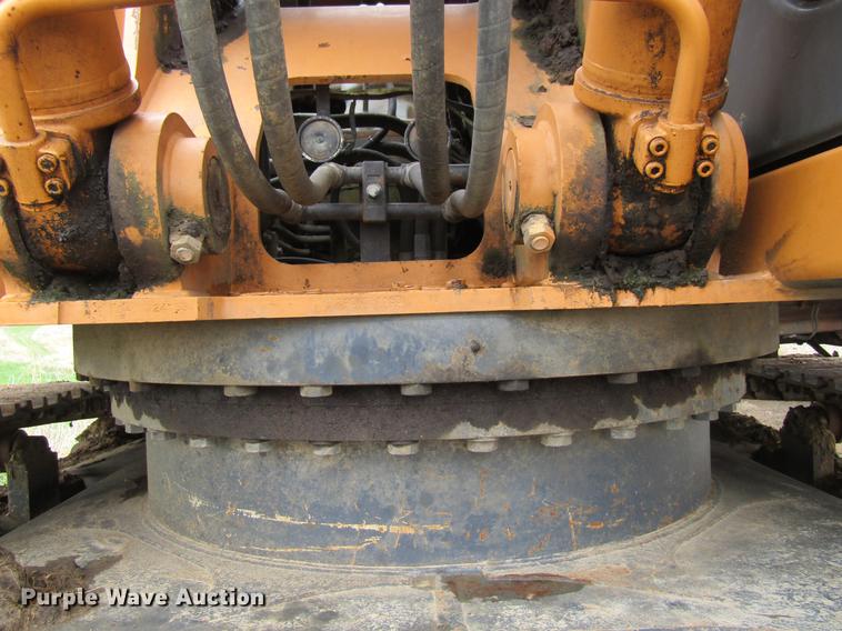 image for item DF3784 2001 Case CX240 long reach excavator