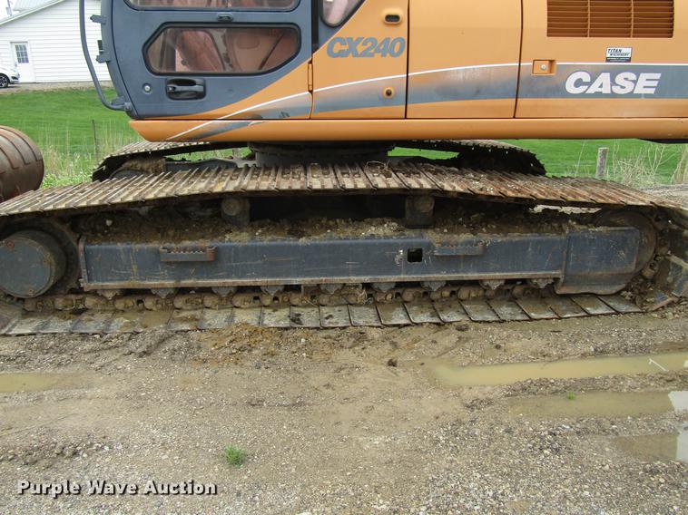image for item DF3784 2001 Case CX240 long reach excavator