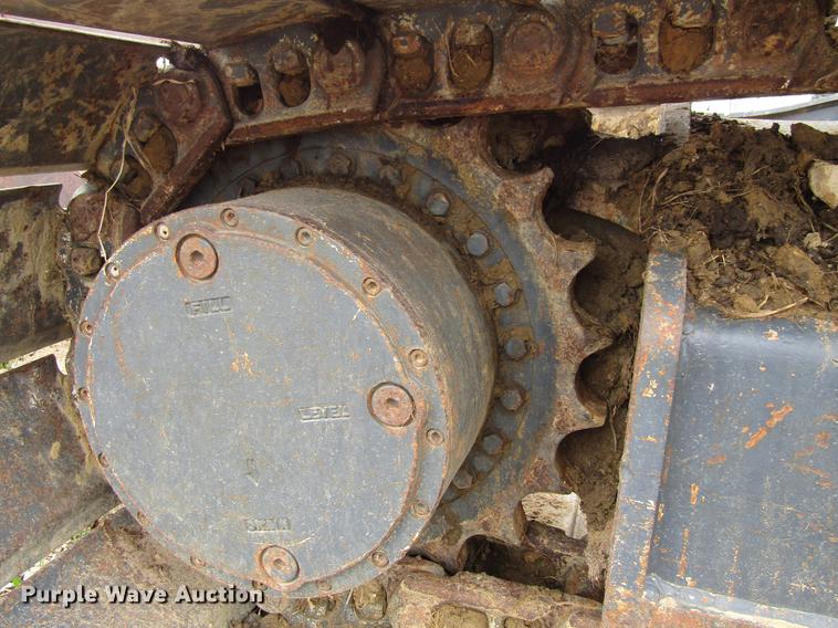 image for item DF3784 2001 Case CX240 long reach excavator