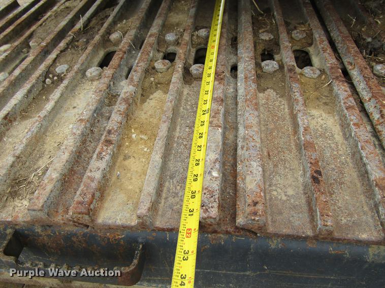 image for item DF3784 2001 Case CX240 long reach excavator