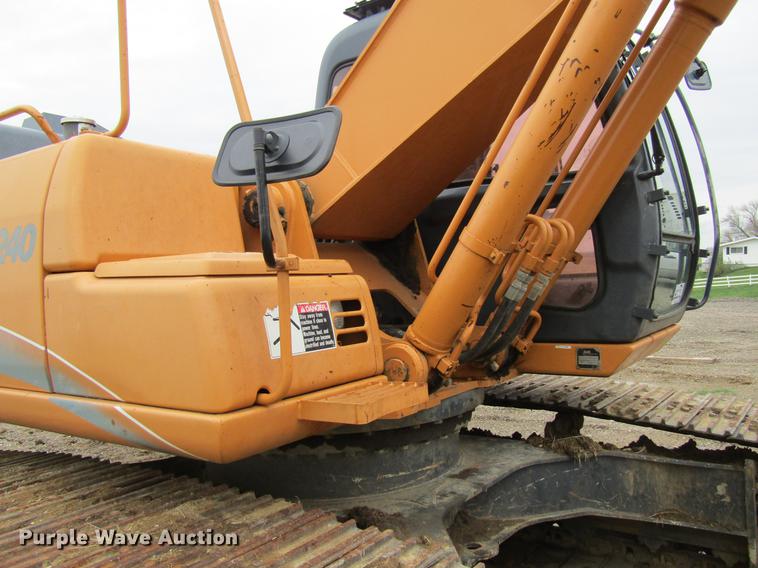 image for item DF3784 2001 Case CX240 long reach excavator