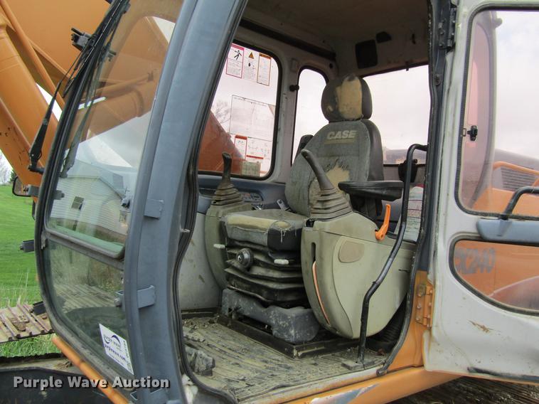image for item DF3784 2001 Case CX240 long reach excavator