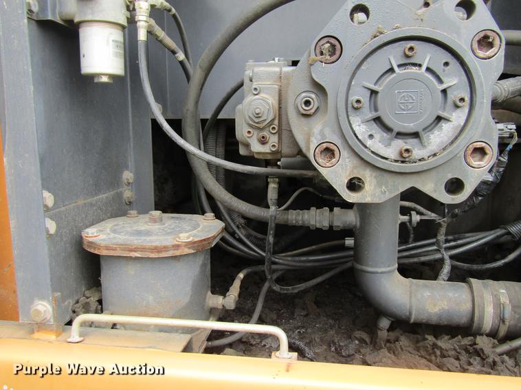 image for item DF3784 2001 Case CX240 long reach excavator