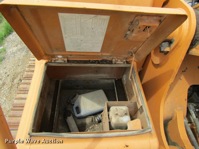 image for item DF3784 2001 Case CX240 long reach excavator