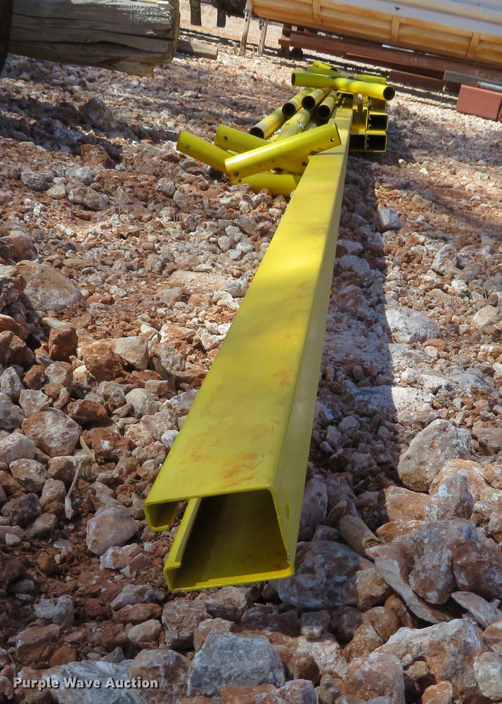 image for item DI9974 Building supplies