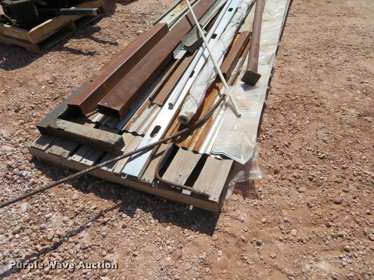 image for item DI9978 (7) pallets of metal