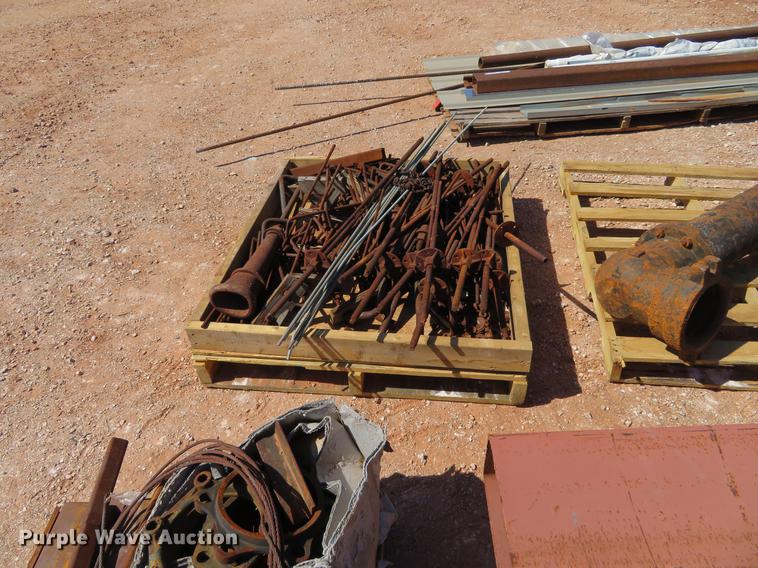 image for item DI9978 (7) pallets of metal