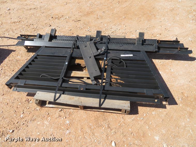 image for item DI9982 Headache rack