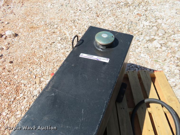 image for item DI9991 Auxiliary fuel tank