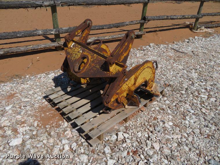 image for item DI9993 Kenco barrier lift clamp