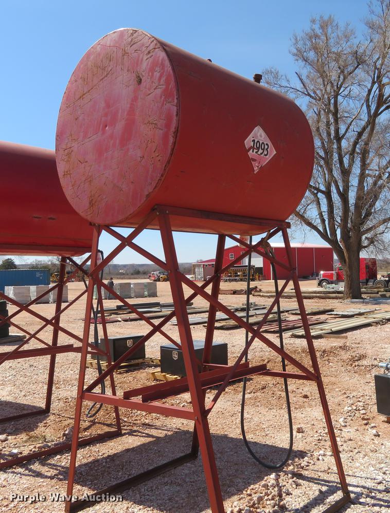 image for item DI9995 Steel fuel tank