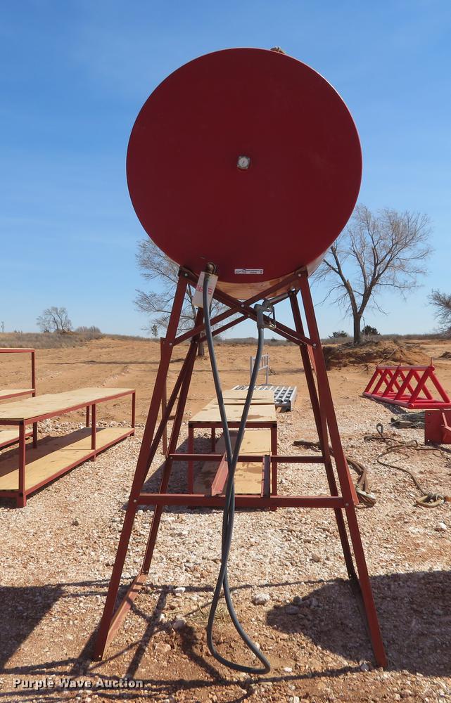 image for item DI9996 Steel fuel tank