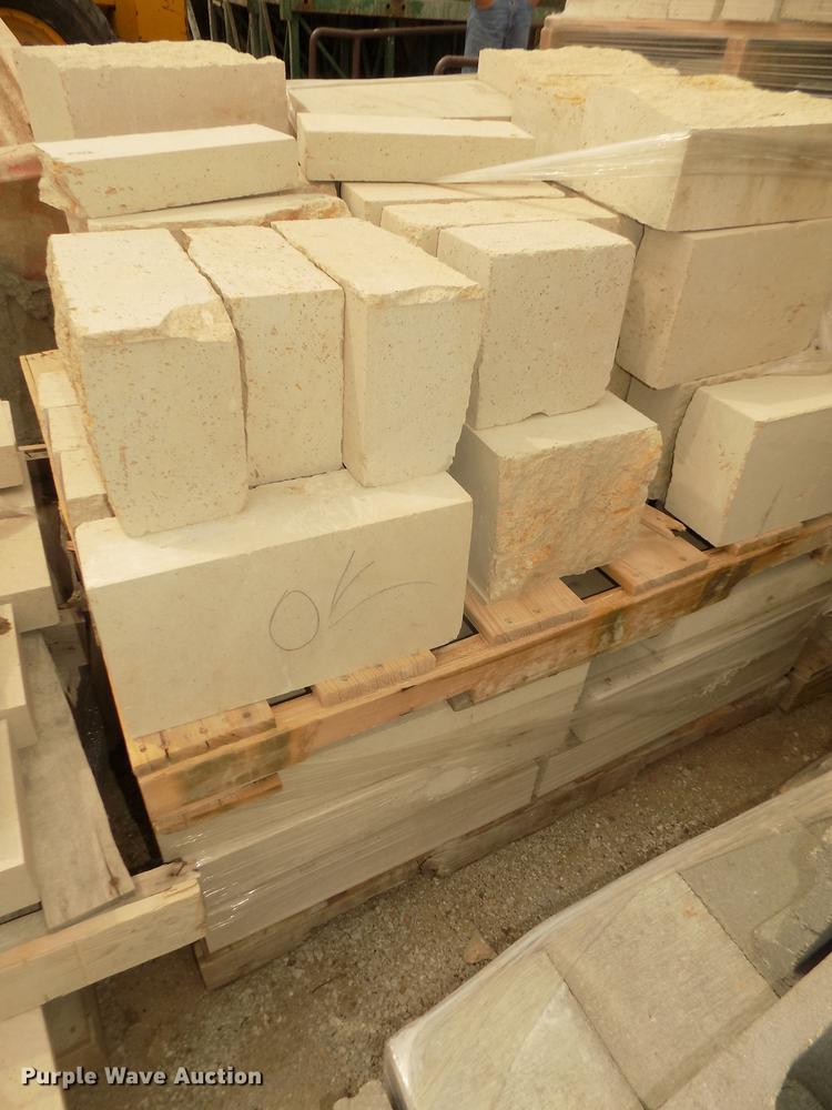 image for item DO9002 Blocks and limestome