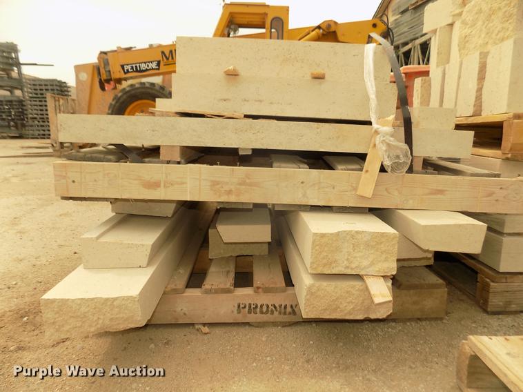 image for item DO9002 Blocks and limestome